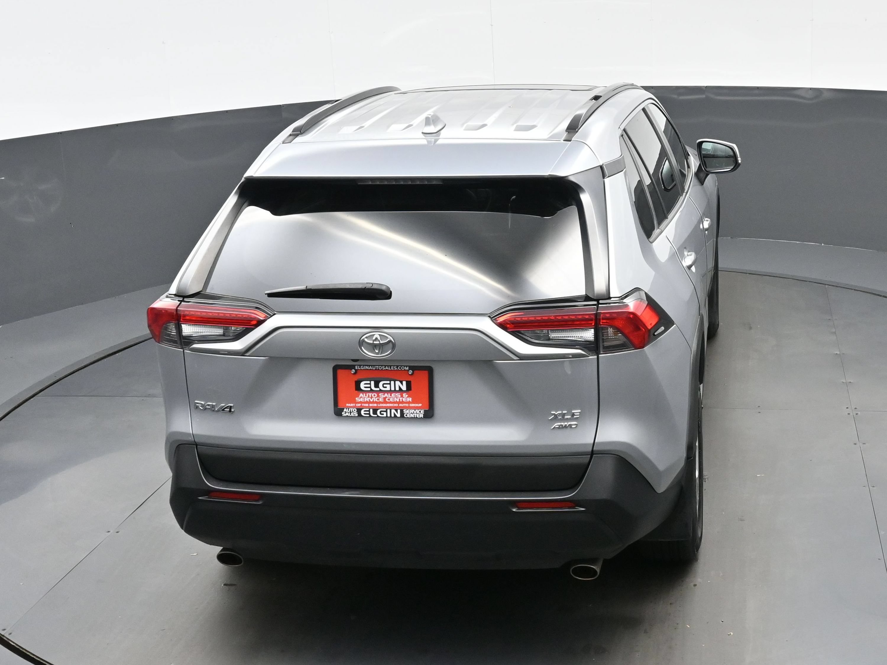 Used 2021 Toyota RAV4 XLE AWD/4WD image 37