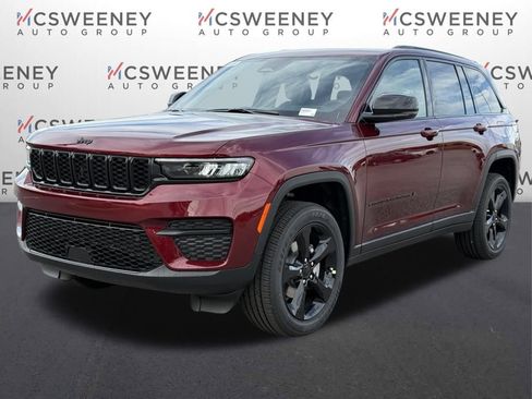 New 2025 Jeep Grand Cherokee Laredo image 1