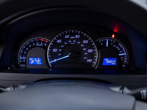 Used 2012 Toyota Camry LE FWD image 20