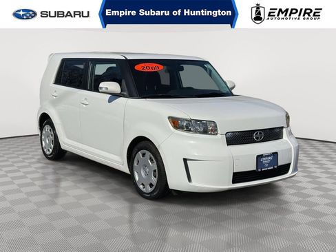 Used 2009 Scion xB image 1