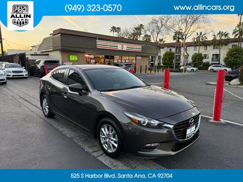 Used 2017 MAZDA MAZDA3 Sport w/ Preferred Equipment Package image 3