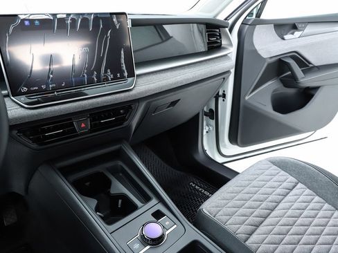 New 2026 Volkswagen Tiguan S image 23