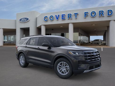 New 2026 Ford Explorer Active RWD image 7