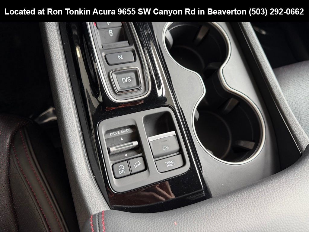 Used 2025 Honda Pilot Black Edition image 26