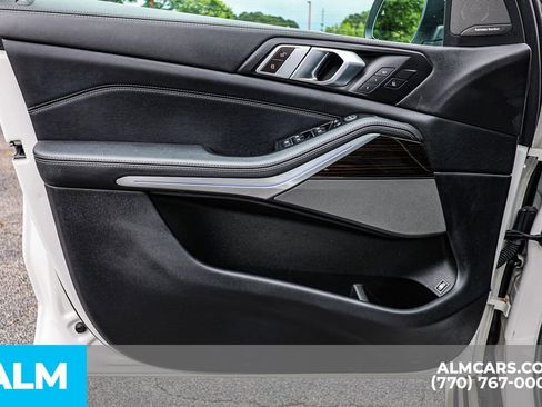 Used 2024 BMW X5 xDrive50e AWD/4WD image 50