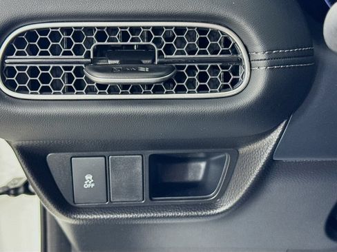 Certified 2026 Honda HR-V EX-L image 13
