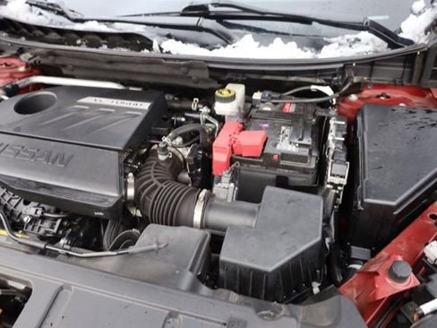 Used 2023 Nissan Rogue SV image 43