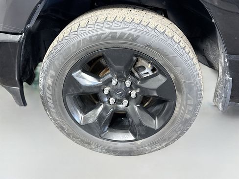 Used 2019 RAM 1500 Big Horn image 38