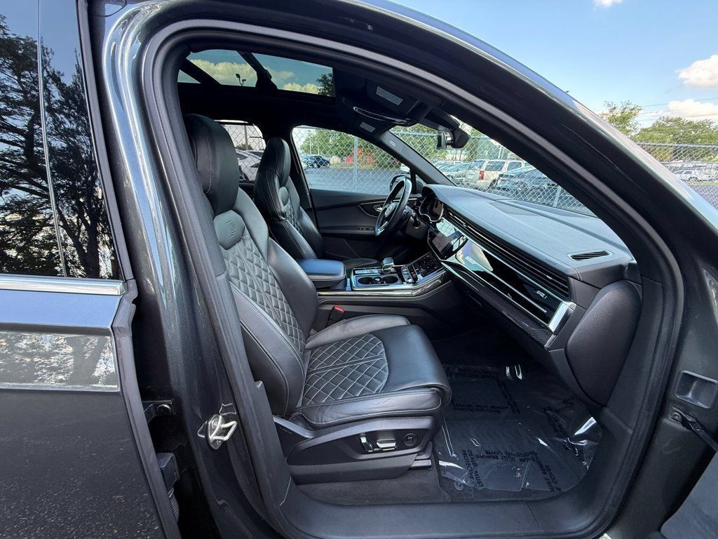 Used 2023 Audi SQ7 Prestige AWD/4WD image 45