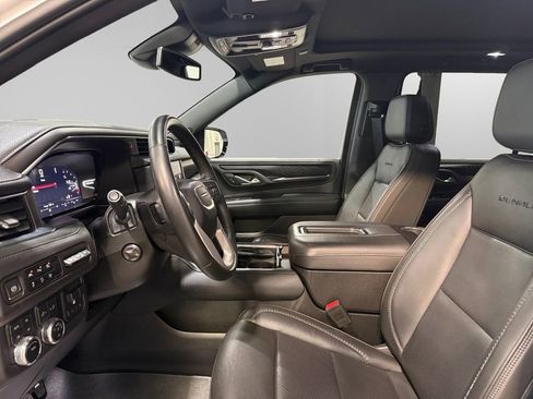 Used 2023 GMC Yukon XL Denali w/ Max Trailering Package image 25