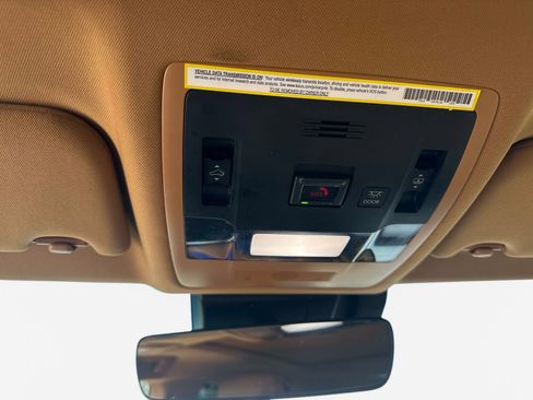 Used 2022 Lexus ES 350 Ultra Luxury w/ Accessory Package 2 image 18