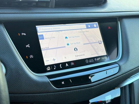 Used 2020 Cadillac XT5 Premium Luxury AWD/4WD image 25