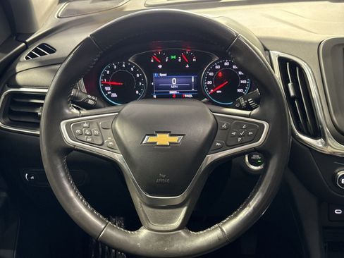 Used 2022 Chevrolet Equinox LT FWD image 17