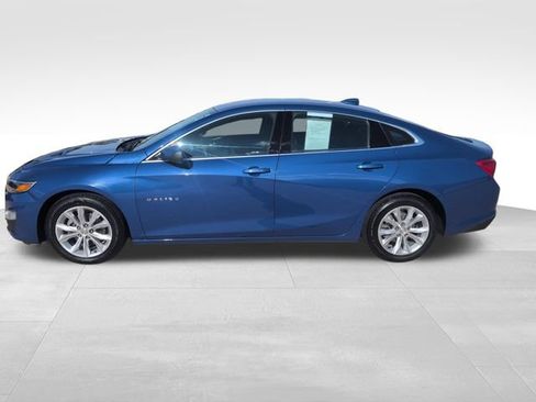Used 2023 Chevrolet Malibu LT FWD image 3