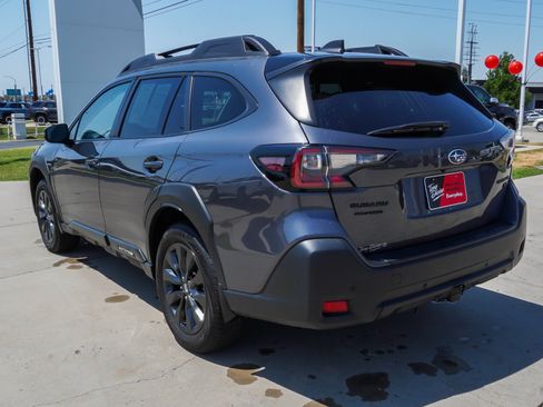 Used 2025 Subaru Outback Onyx Edition XT AWD/4WD image 6