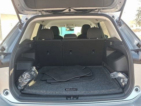 Certified 2025 Volkswagen Tiguan S w/ 18" Wheel Package image 29