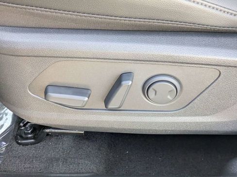 New 2026 Kia Sportage SX FWD image 21