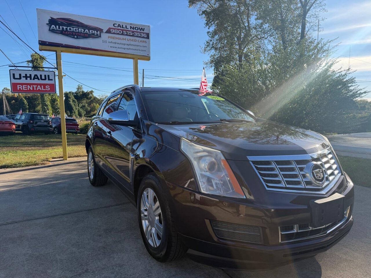 Used 2015 Cadillac SRX Luxury w/ Driver Awareness Package AWD/4WD image 3