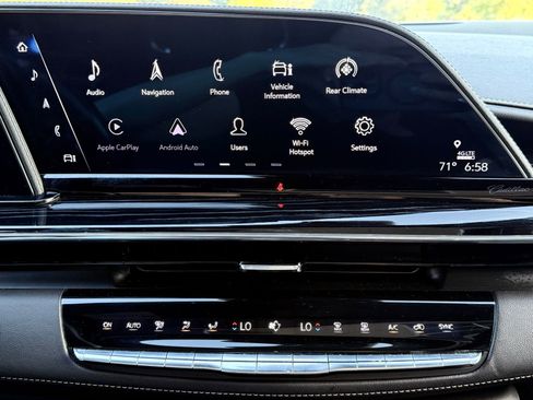 Used 2023 Cadillac Escalade ESV Sport image 31