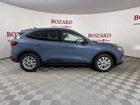 New 2026 Ford Escape Active image 8