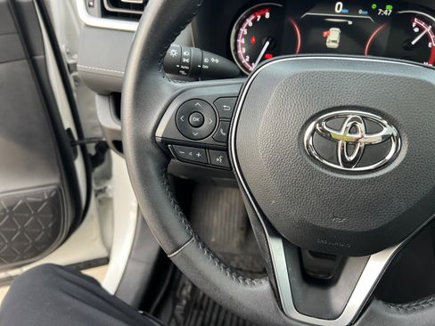 Used 2024 Toyota RAV4 XLE Premium image 18