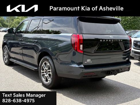 Used 2025 Ford Expedition Max Active RWD image 4