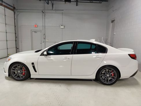 Used 2015 Chevrolet SS RWD image 20