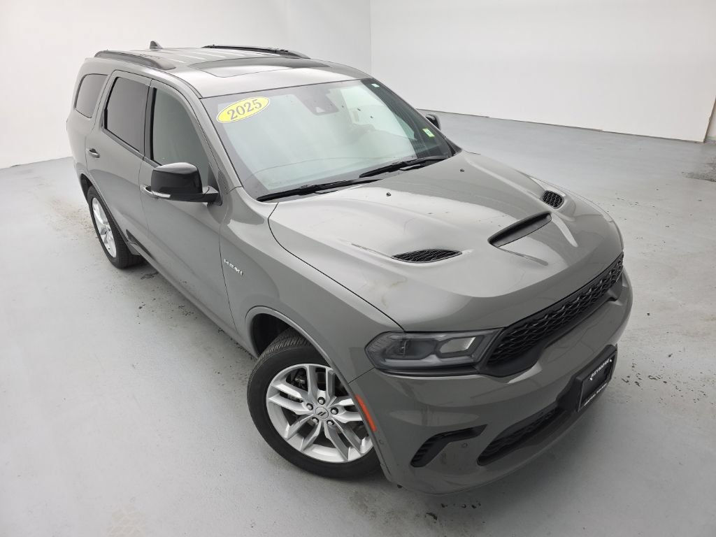 Used 2025 Dodge Durango R/T AWD/4WD image 2