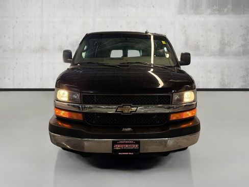 Used 2016 Chevrolet Express 3500 LT w/ LT Preferred Equipment Group image 2