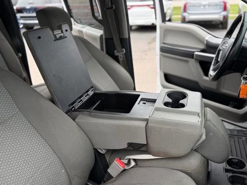Used 2019 Ford F150 XLT w/ Equipment Group 302A Luxury AWD/4WD image 28