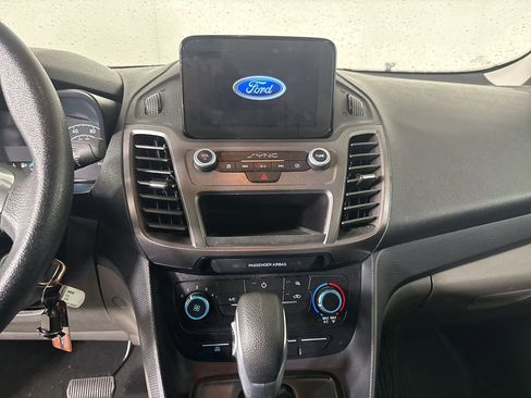 Used 2022 Ford Transit Connect XL image 12