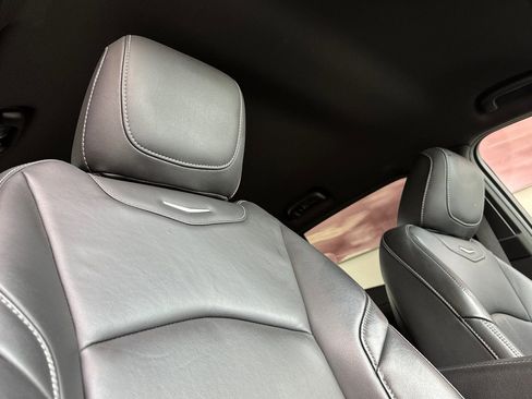 Used 2024 Cadillac XT4 Premium Luxury image 24