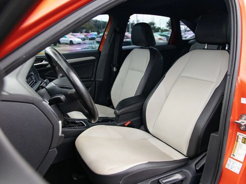 Used 2021 Volkswagen Jetta R-Line FWD image 18