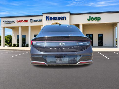 Used 2024 Hyundai Sonata SEL FWD image 6