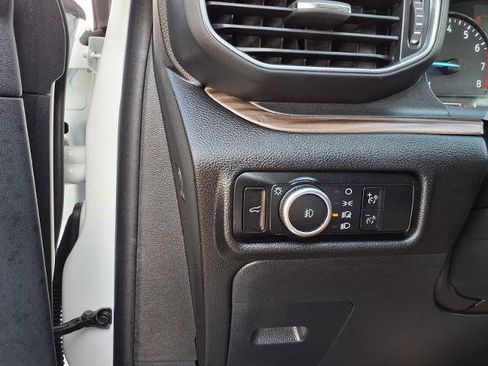 Certified 2023 Ford Explorer Limited w/ Limited Technology Package image 17