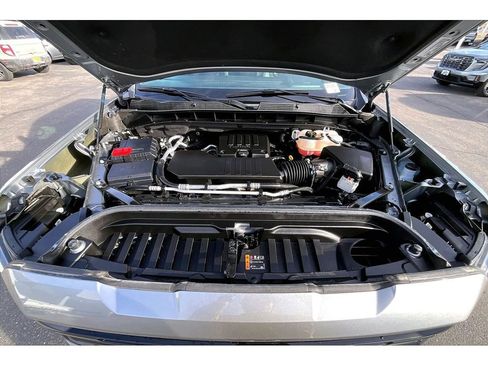 Used 2024 GMC Sierra 1500 Elevation image 27