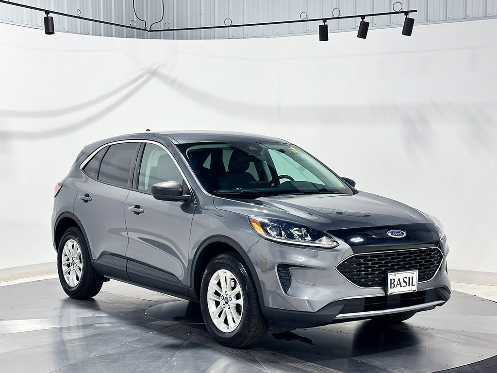 Used 2022 Ford Escape SE w/ Cold Weather Package AWD/4WD image 38