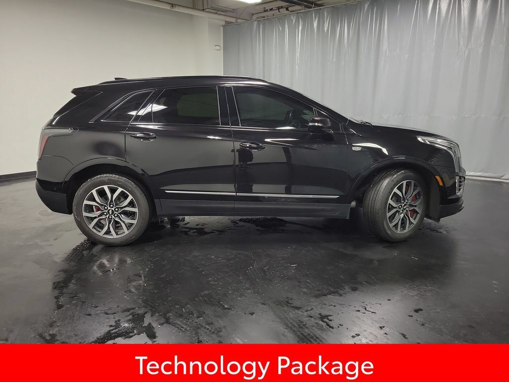 Used 2023 Cadillac XT5 Sportv w/ Technology Package AWD/4WD image 9