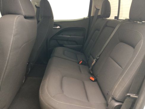 Used 2019 Chevrolet Colorado LT w/ LT Convenience Package RWD image 18