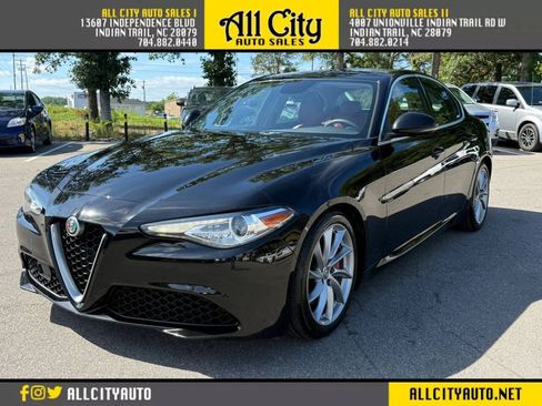 Used 2019 Alfa Romeo Giulia RWD image 3