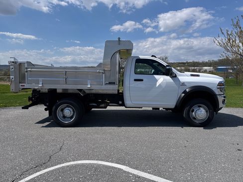 New 2026 RAM 4500 Tradesman w/ Chrome Appearance Group AWD/4WD image 3