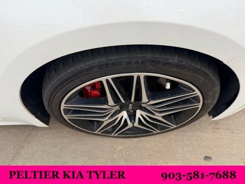 Certified 2023 Kia Stinger GT2 image 15