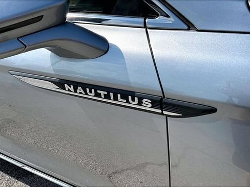 Used 2023 Lincoln Nautilus Reserve w/ Cargo Utility Package FWD image 24