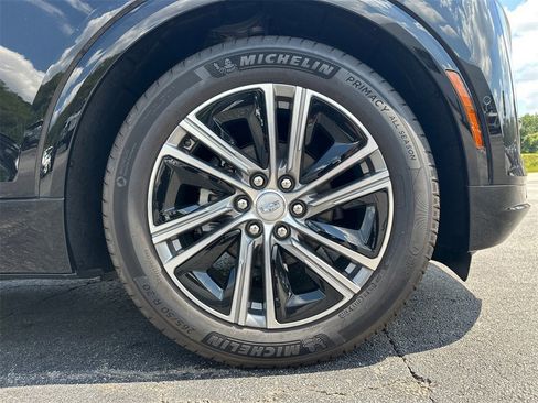 New 2025 Cadillac Lyriq Luxury image 12