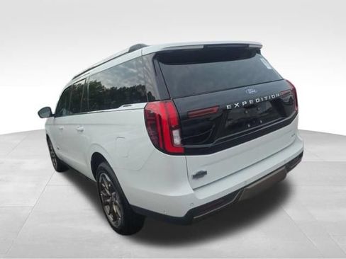 Used 2025 Ford Expedition Max King Ranch AWD/4WD image 6