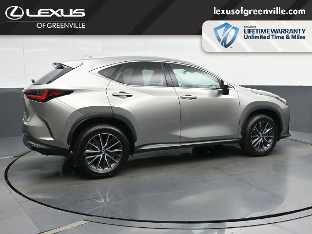 Used 2024 Lexus NX 250 FWD image 9