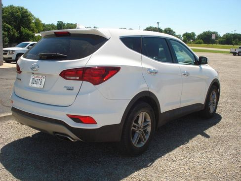Used 2017 Hyundai Santa Fe Sport AWD/4WD image 8