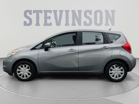 Used 2015 Nissan Versa Note SV FWD image 2