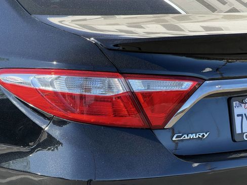 Used 2015 Toyota Camry SE image 20