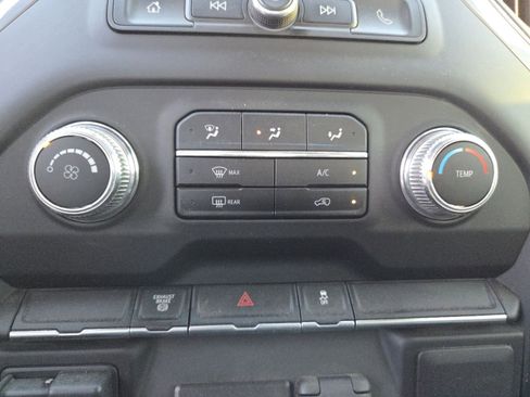 Used 2023 GMC Sierra 3500 Pro w/ Convenience Package image 35